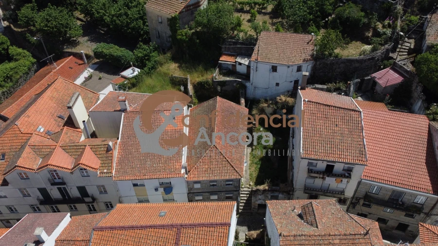 Prédio para Venda em Gouveia (São Pedro e São Julião)