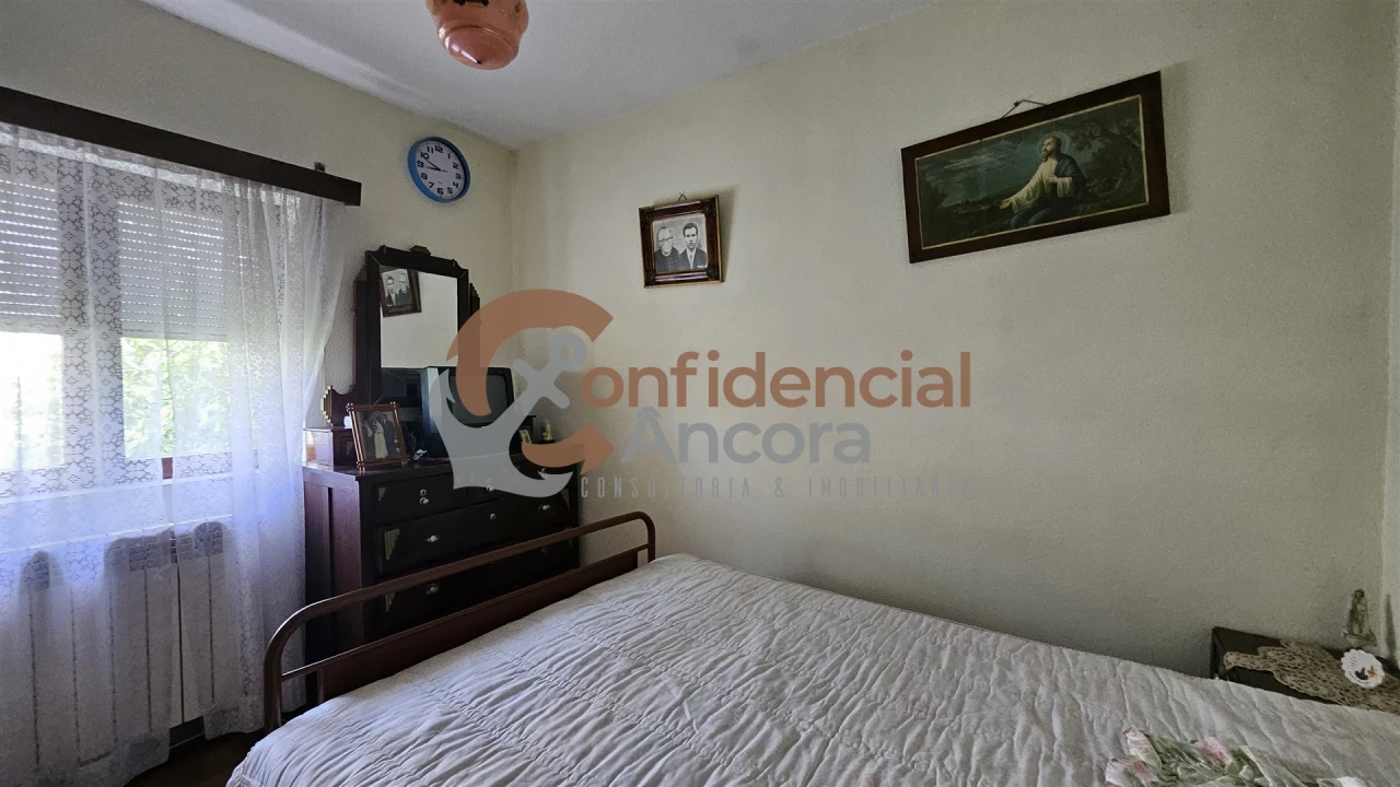 Moradia T4 para Venda em São Paio Foto 13