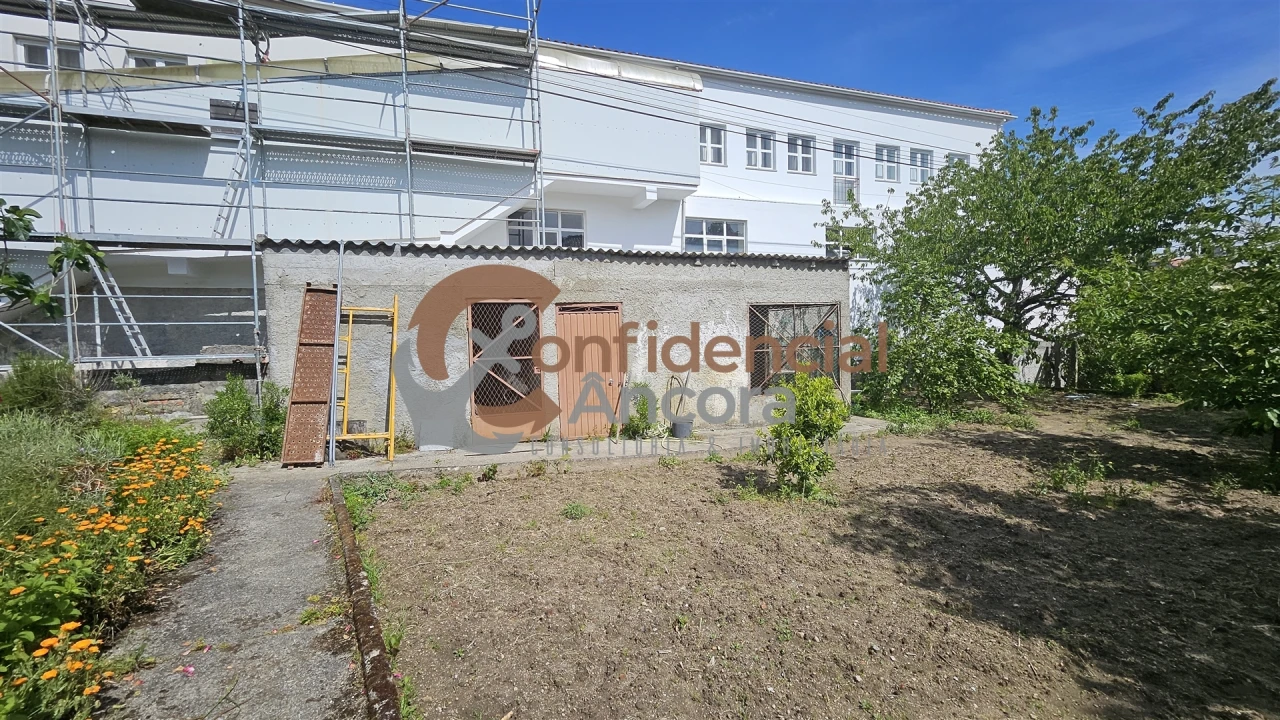 Moradia T4 para Venda em São Paio Foto 20