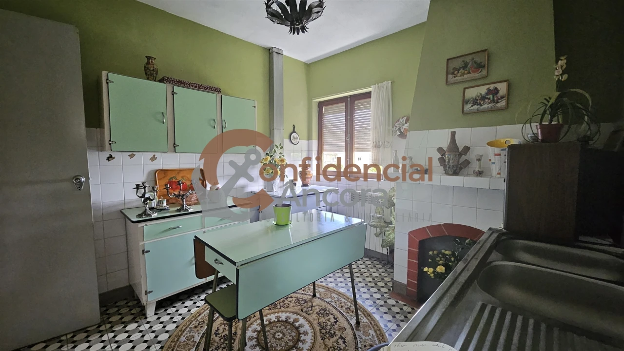 Moradia T4 para Venda em São Paio Foto 7