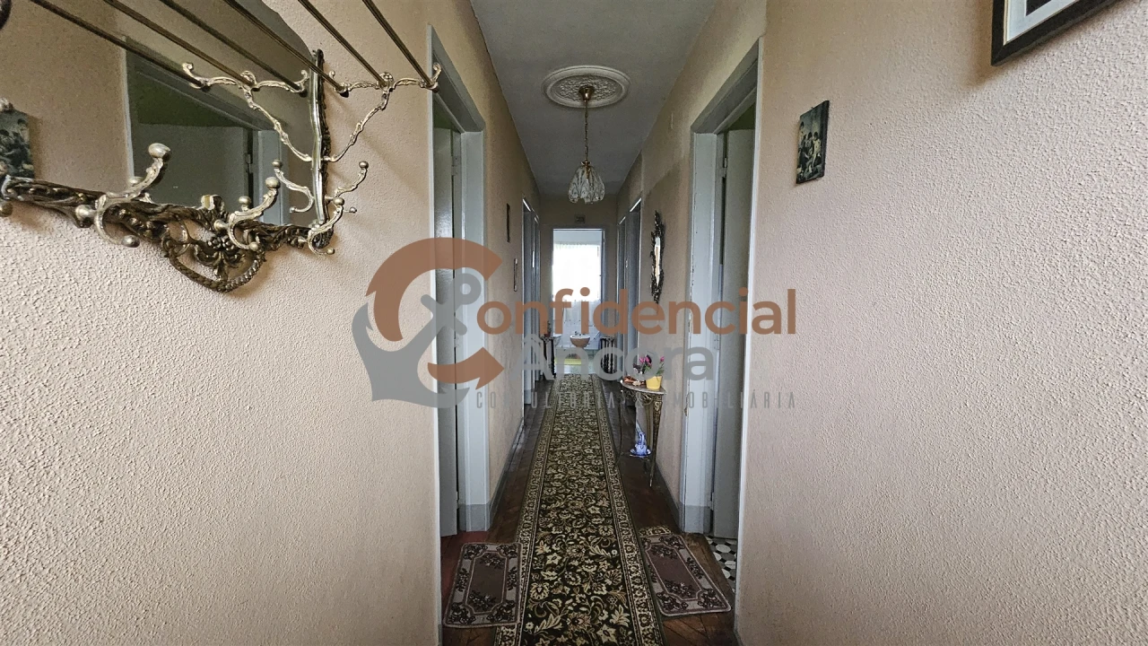 Moradia T4 para Venda em São Paio Foto 8