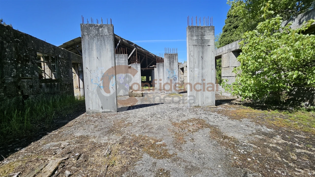 Quinta T0 para Venda em Gouveia (São Pedro e São Julião) Foto 25