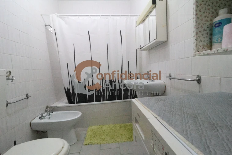 Apartamento T1 para Venda em Torrozelo e Folhadosa Foto 10