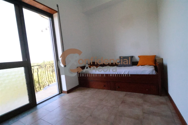 Apartamento T1 para Venda em Torrozelo e Folhadosa Foto 1