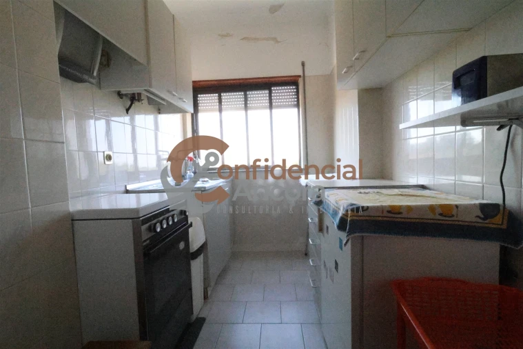 Apartamento T1 para Venda em Torrozelo e Folhadosa Foto 8