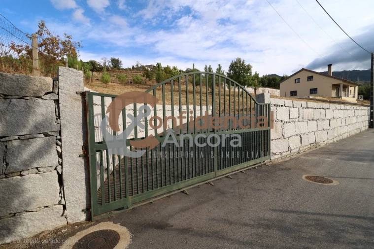 Terreno para Venda em Folgosinho Foto 1