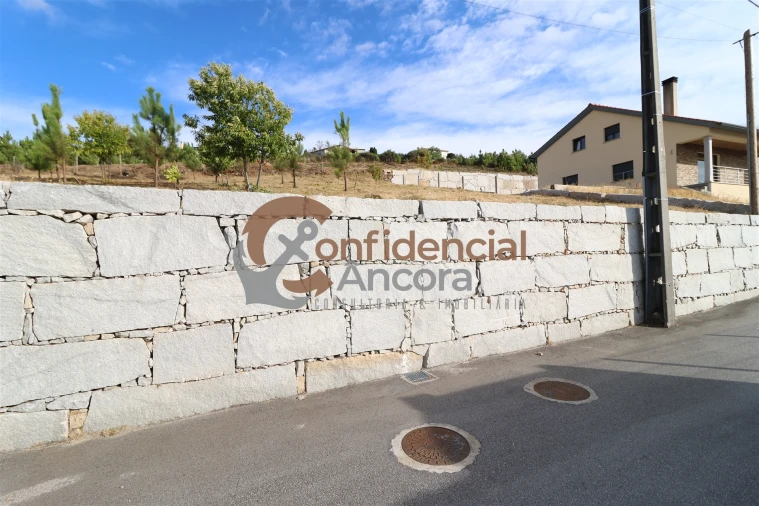 Terreno para Venda em Folgosinho Foto 15