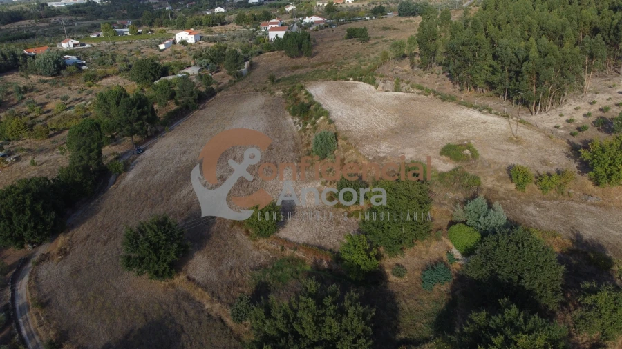 Quinta T0 para Venda em Moimenta da Serra e Vinhó Foto 34