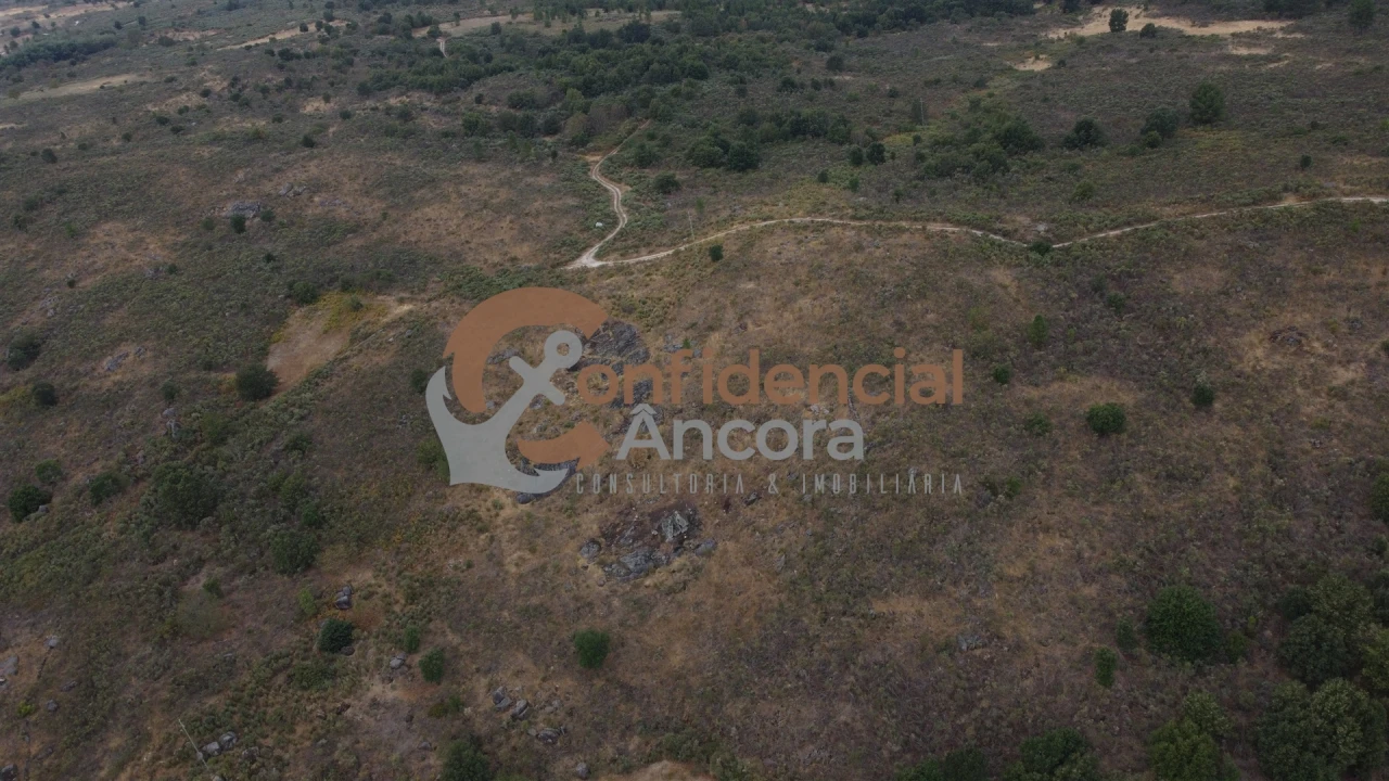 Terreno para Venda em Vila Franca da Serra Foto 6