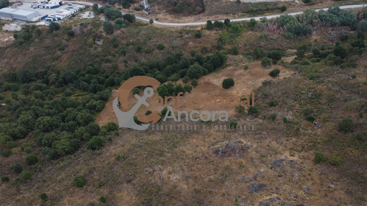 Terreno para Venda em Vila Franca da Serra Foto 14