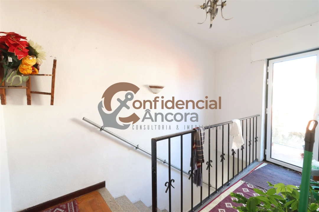 Moradia T4 para Venda em Gouveia (São Pedro e São Julião) Foto 11