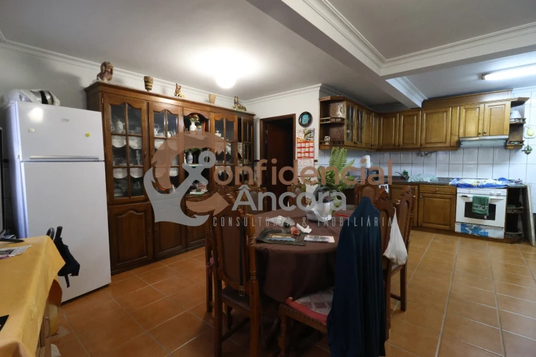 Moradia T4 para Venda em Gouveia (São Pedro e São Julião) Foto 15