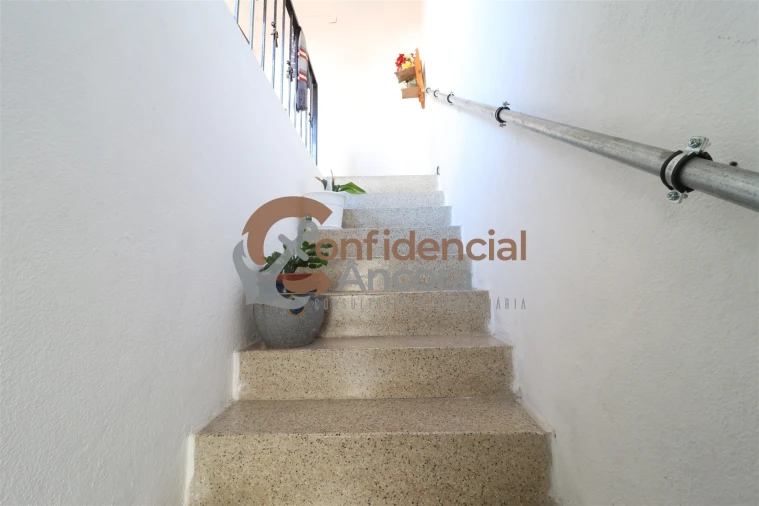 Moradia T4 para Venda em Gouveia (São Pedro e São Julião) Foto 8