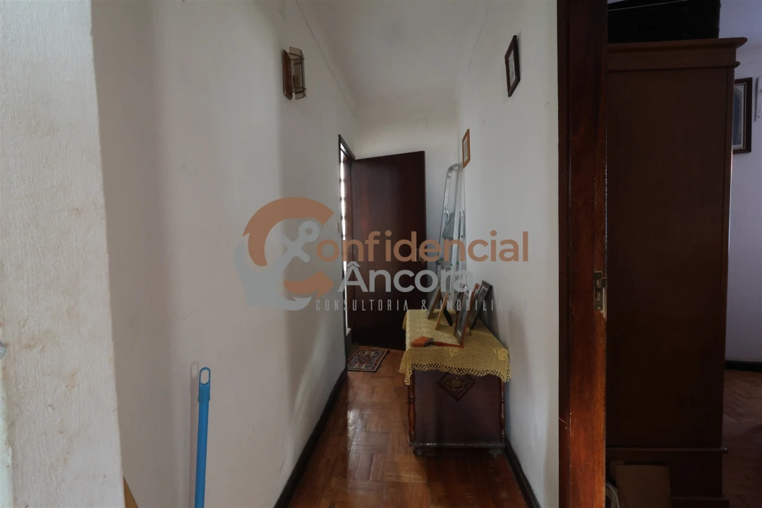 Moradia T4 para Venda em Gouveia (São Pedro e São Julião) Foto 6