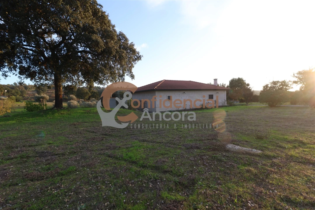 Quinta T1 para Venda em Juncais, Vila Ruiva e Vila Soeiro do Chão Foto 13