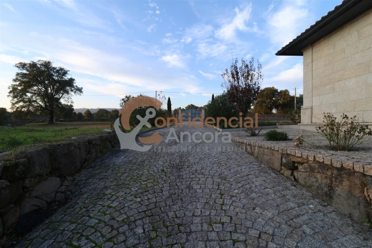 Quinta T1 para Venda em Juncais, Vila Ruiva e Vila Soeiro do Chão Foto 36