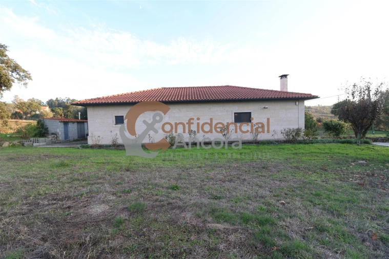 Quinta T1 para Venda em Juncais, Vila Ruiva e Vila Soeiro do Chão Foto 8