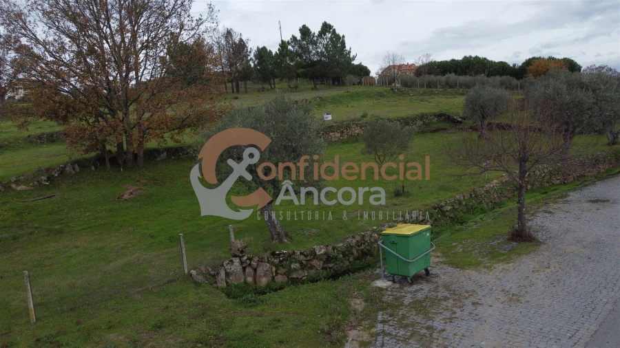 Terreno para Venda em Juncais, Vila Ruiva e Vila Soeiro do Chão Foto 1