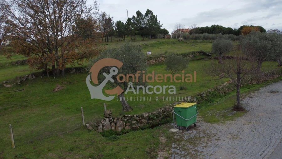 Terreno para Venda em Juncais, Vila Ruiva e Vila Soeiro do Chão