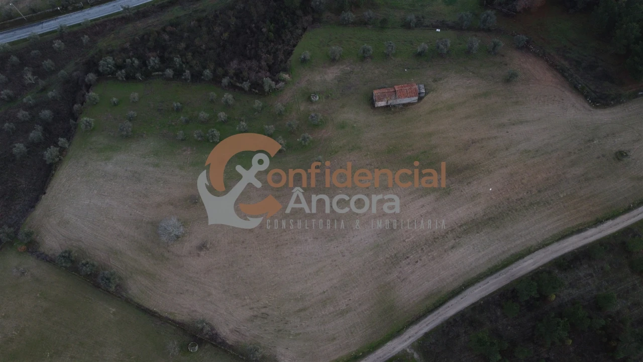 Quinta T0 para Venda em Vila Cortes da Serra Foto 31