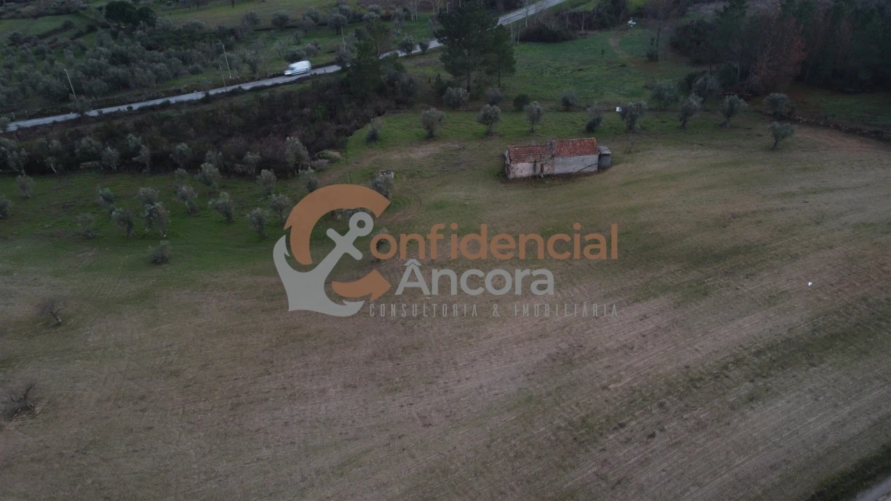 Quinta T0 para Venda em Vila Cortes da Serra Foto 30