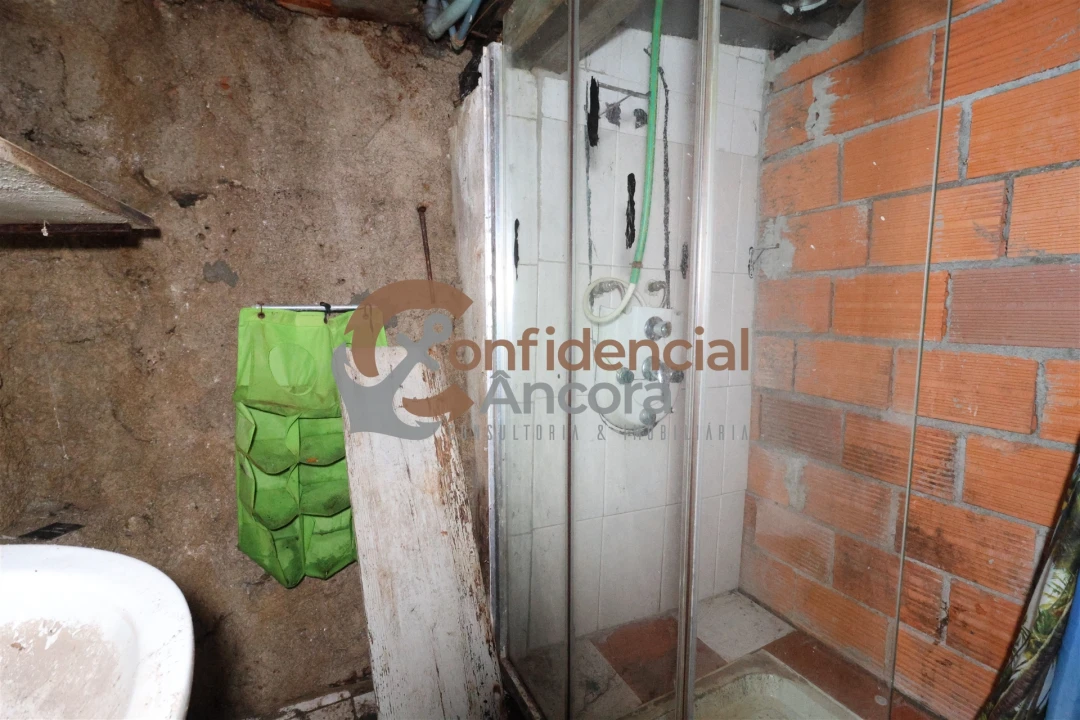 Moradia T2 para Venda em São Paio Foto 3