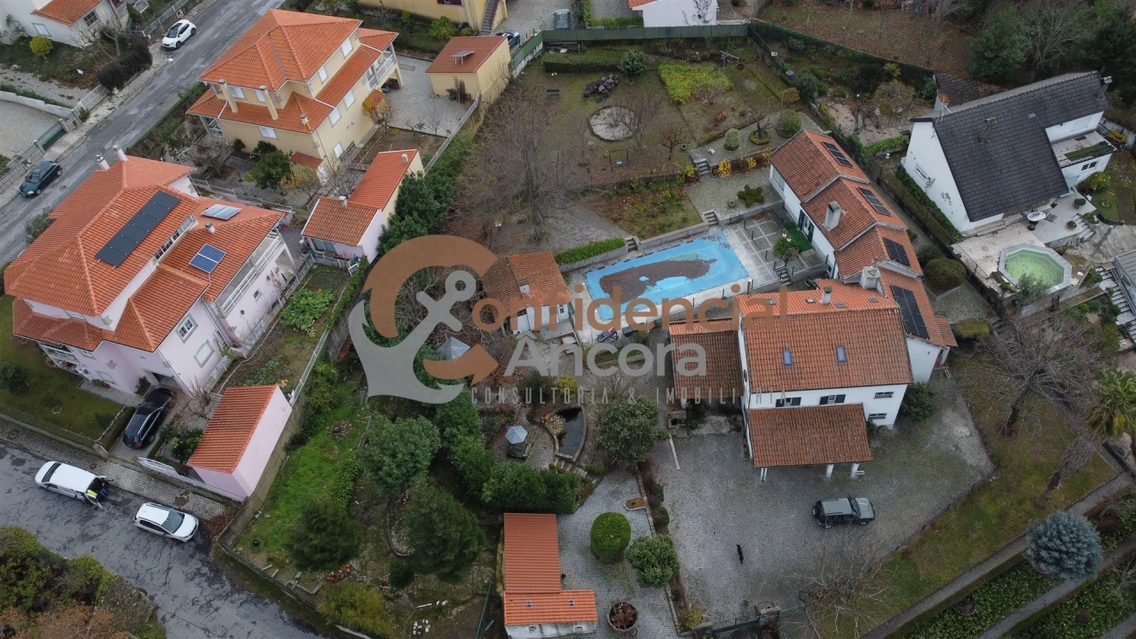 Moradia T6 para Venda em Gouveia (São Pedro e São Julião) Foto 53