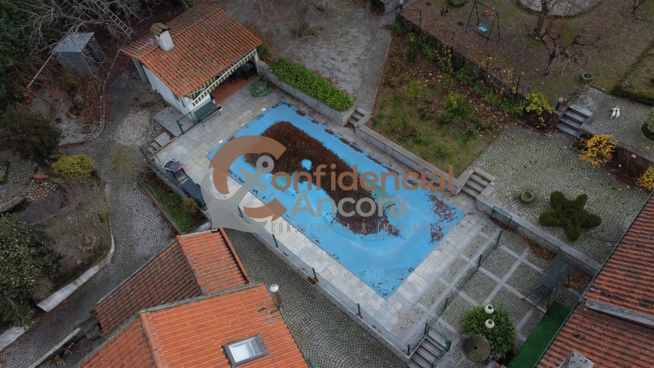 Moradia T6 para Venda em Gouveia (São Pedro e São Julião) Foto 58