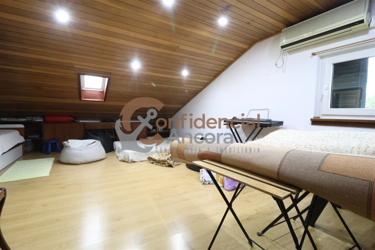 Moradia T6 para Venda em Gouveia (São Pedro e São Julião) Foto 27