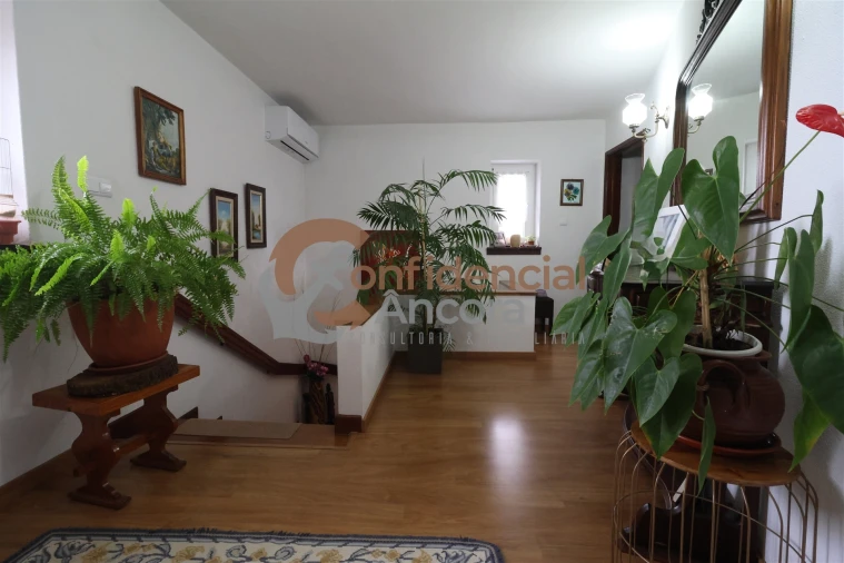 Moradia T6 para Venda em Gouveia (São Pedro e São Julião) Foto 4