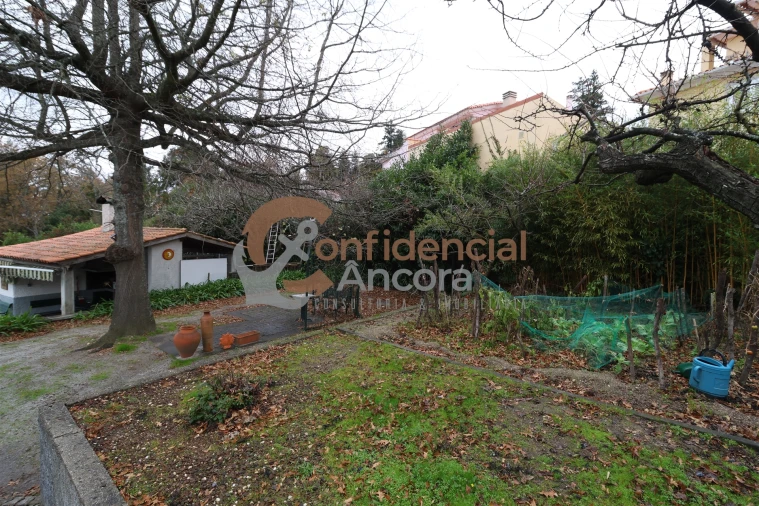 Moradia T6 para Venda em Gouveia (São Pedro e São Julião) Foto 46