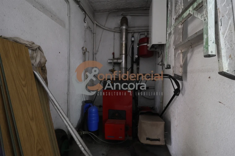 Moradia T6 para Venda em Gouveia (São Pedro e São Julião) Foto 33