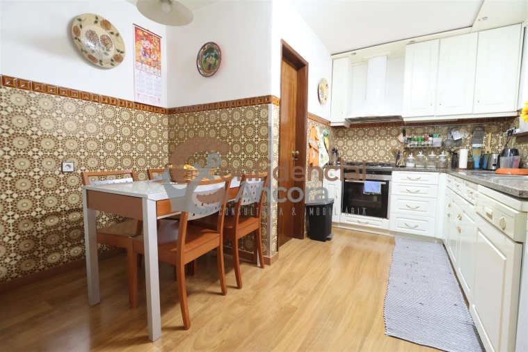 Moradia T6 para Venda em Gouveia (São Pedro e São Julião) Foto 14