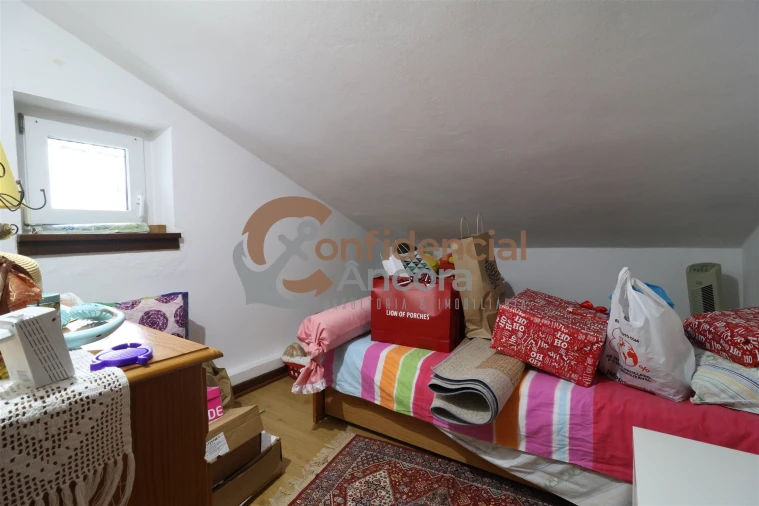 Moradia T6 para Venda em Gouveia (São Pedro e São Julião) Foto 24