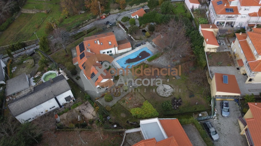 Moradia T6 para Venda em Gouveia (São Pedro e São Julião) Foto 54