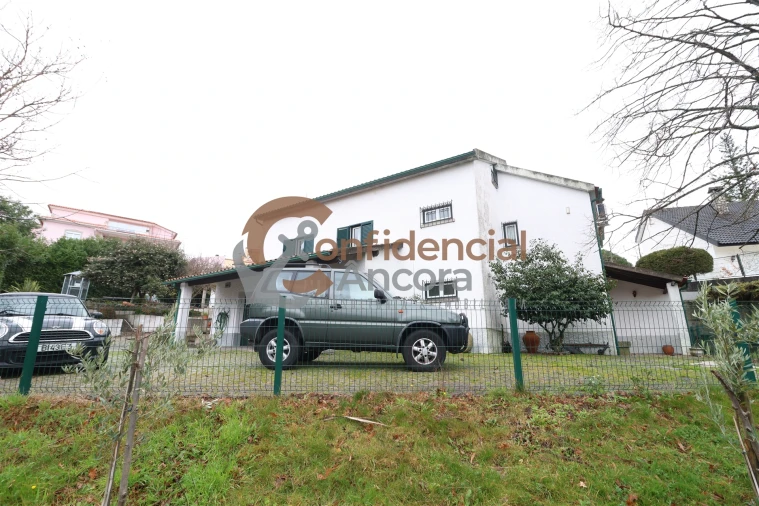 Moradia T6 para Venda em Gouveia (São Pedro e São Julião) Foto 38