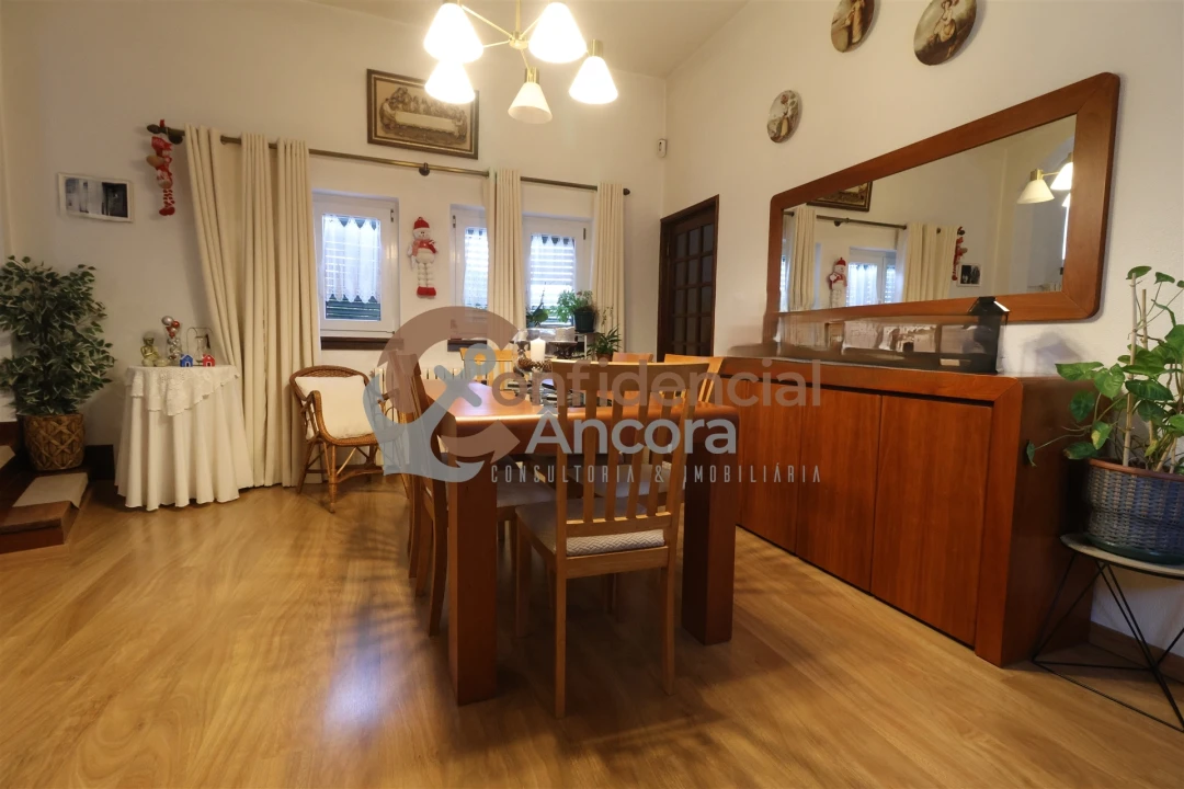 Moradia T6 para Venda em Gouveia (São Pedro e São Julião) Foto 16