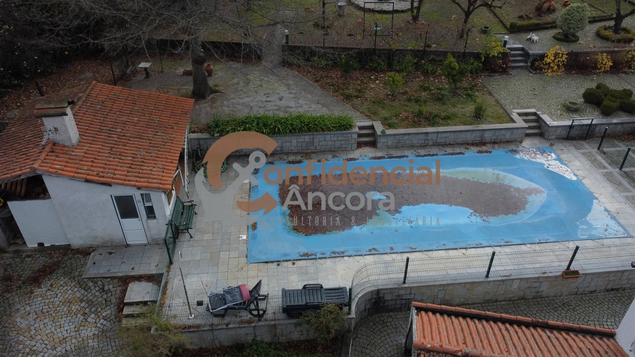 Moradia T6 para Venda em Gouveia (São Pedro e São Julião) Foto 62