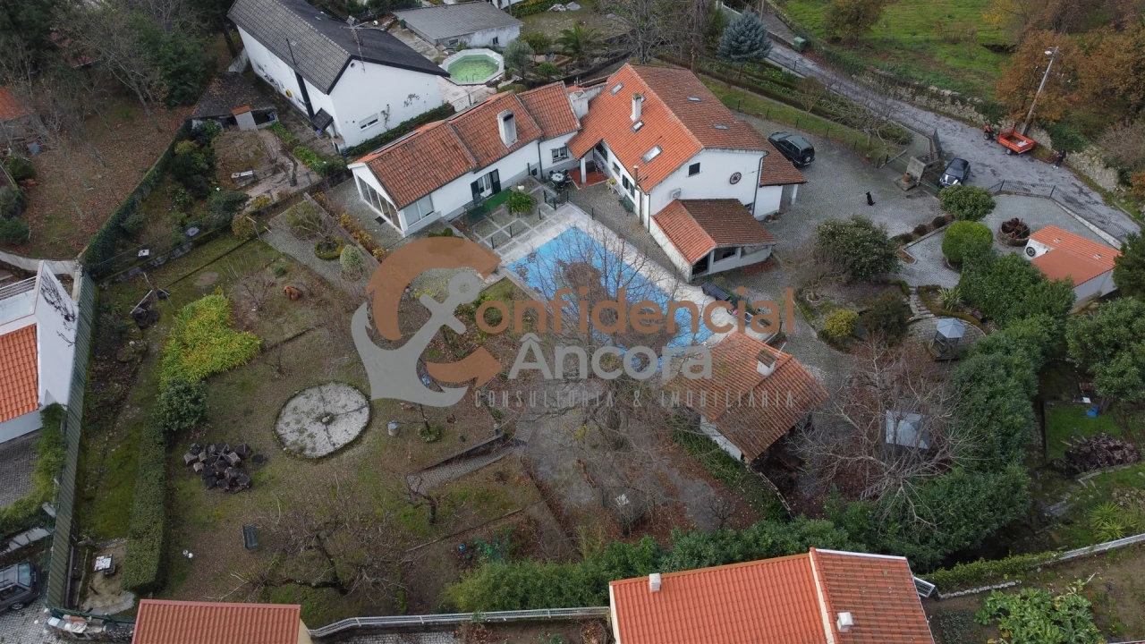 Moradia T6 para Venda em Gouveia (São Pedro e São Julião) Foto 55