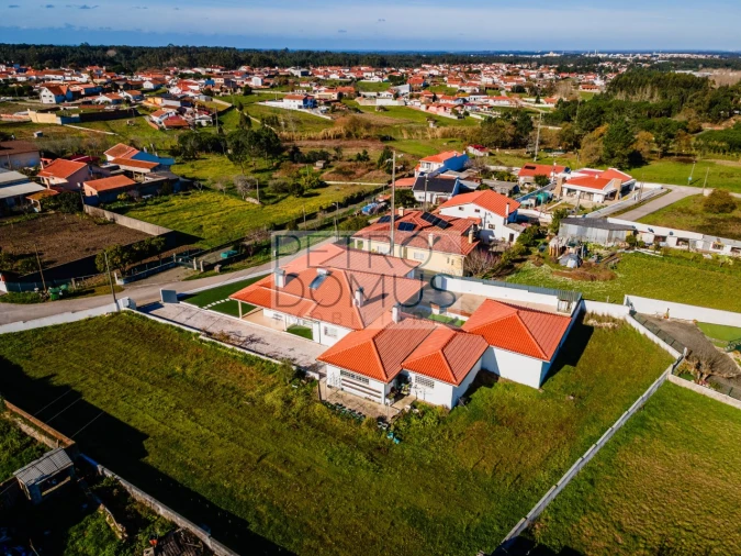 Moradia T4 para Venda em Maceira Foto 14