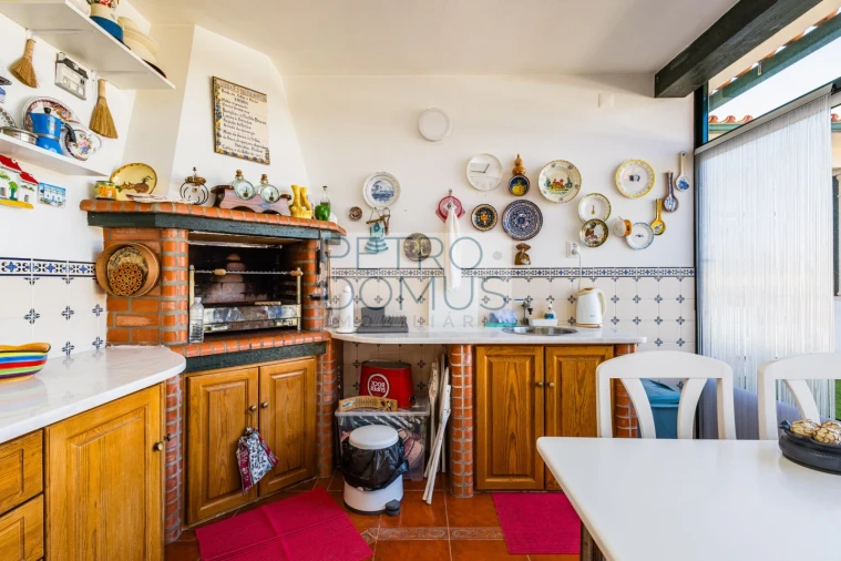 Moradia T4 para Venda em Maceira Foto 33