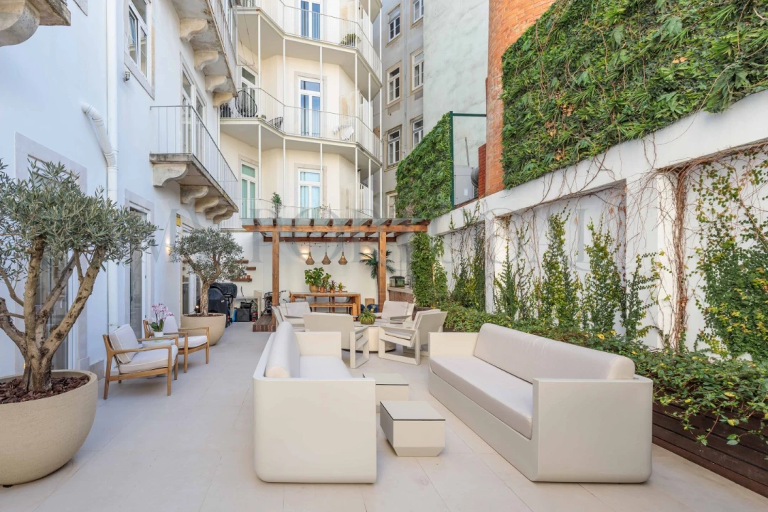 Apartamento T4 para Venda em Santo António Foto 18