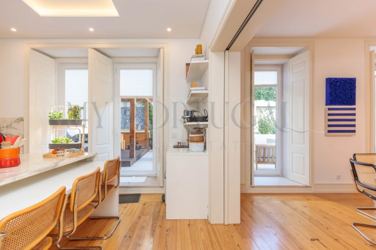 Apartamento T4 para Venda em Santo António Foto 17