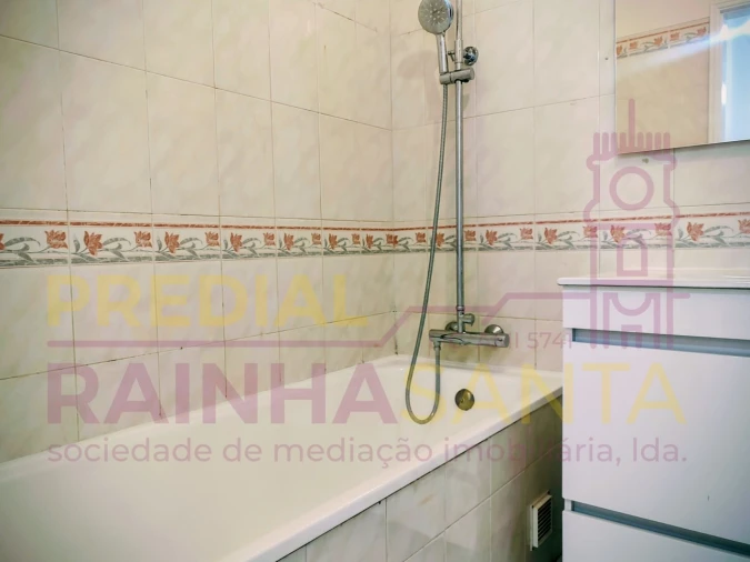 Apartamento T2 para Venda em Algueirão-Mem Martins Foto 10