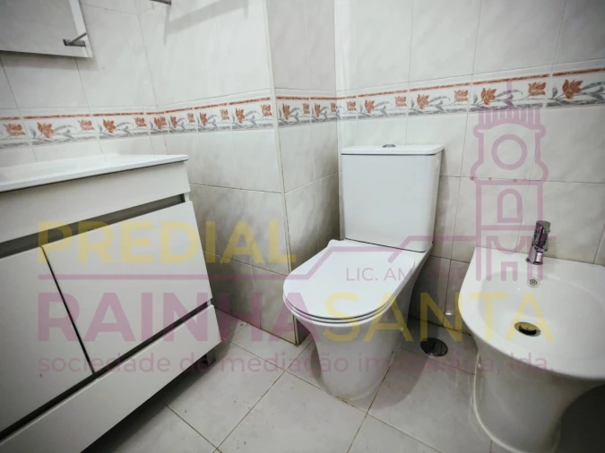 Apartamento T2 para Venda em Algueirão-Mem Martins Foto 9