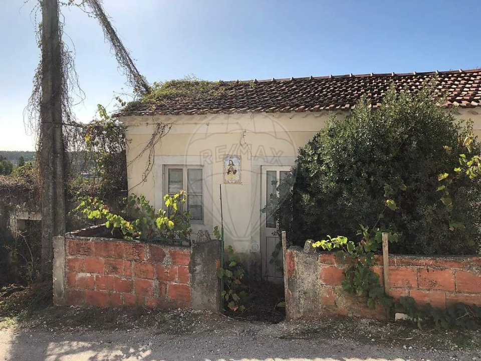 Moradia T5 para Venda em Alcanede Foto 1