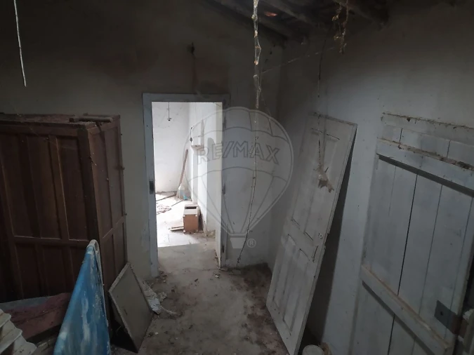 Moradia T5 para Venda em Alcanede Foto 10