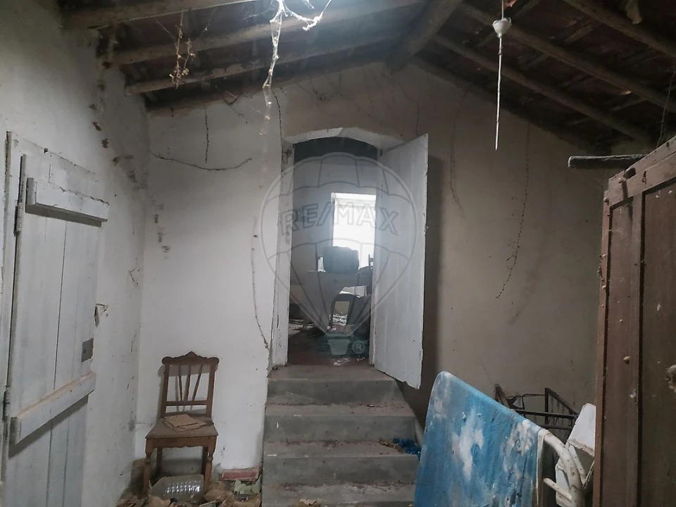 Moradia T5 para Venda em Alcanede Foto 11