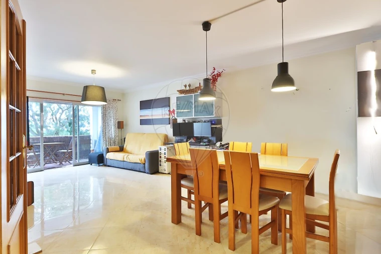 Apartamento T2 para Venda em São Domingos de Rana Foto 2