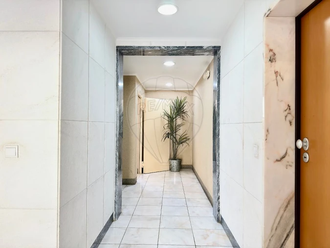 Apartamento T3 para Venda em Mina de Água Foto 27